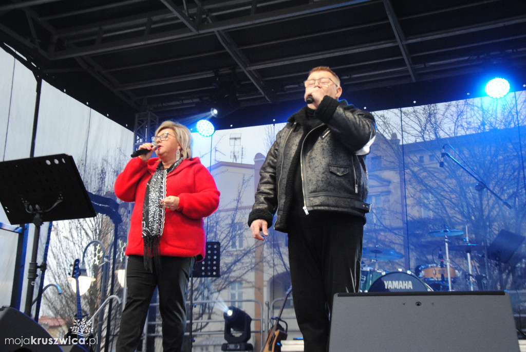 ŚWIĘTA 2025: Jarmark Świątecznych Rozmaitości w Kruszwicy [ZDJĘCIA]