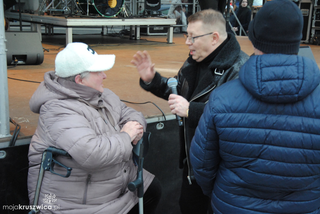 ŚWIĘTA 2025: Jarmark Świątecznych Rozmaitości w Kruszwicy [ZDJĘCIA]