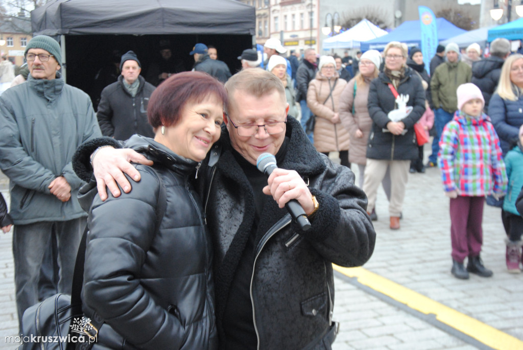 ŚWIĘTA 2025: Jarmark Świątecznych Rozmaitości w Kruszwicy [ZDJĘCIA]