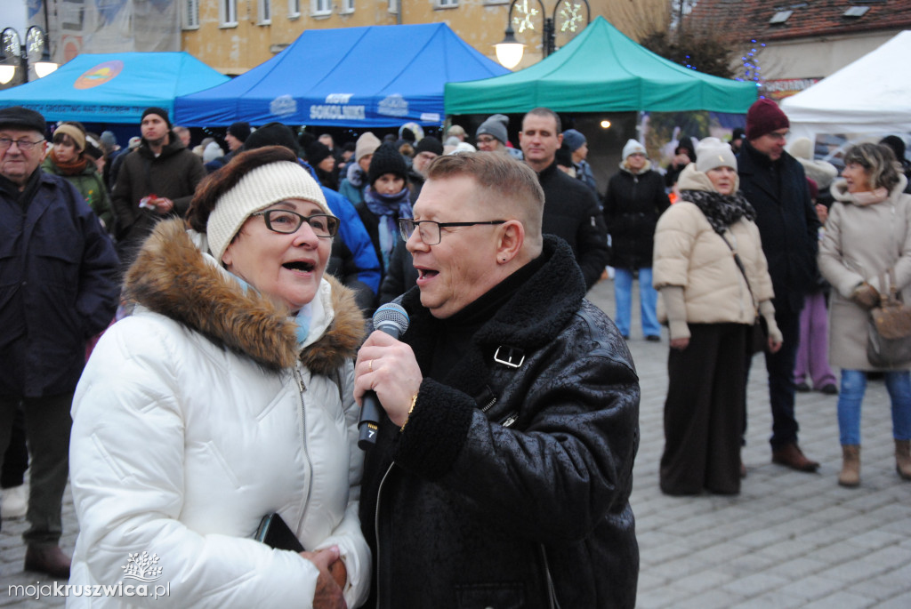 ŚWIĘTA 2025: Jarmark Świątecznych Rozmaitości w Kruszwicy [ZDJĘCIA]