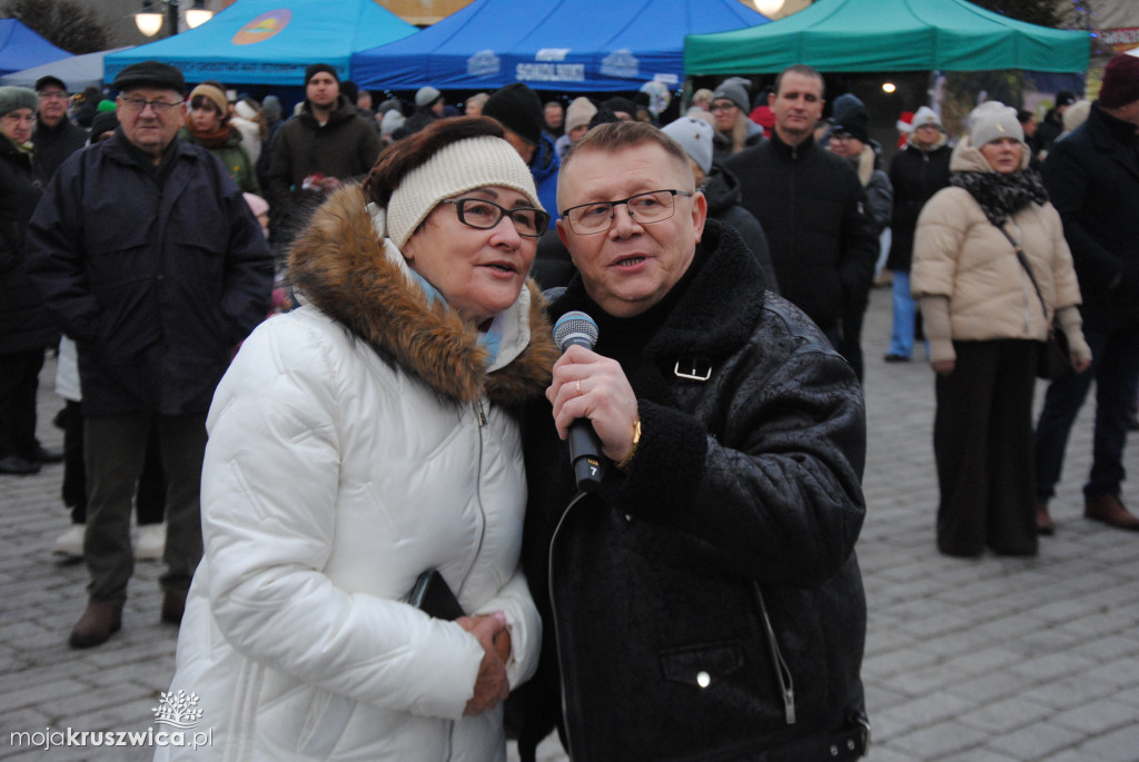 ŚWIĘTA 2025: Jarmark Świątecznych Rozmaitości w Kruszwicy [ZDJĘCIA]