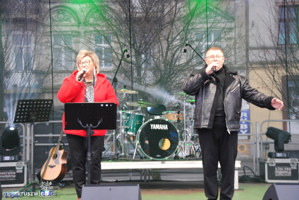 ŚWIĘTA 2025: Jarmark Świątecznych Rozmaitości w Kruszwicy [ZDJĘCIA]