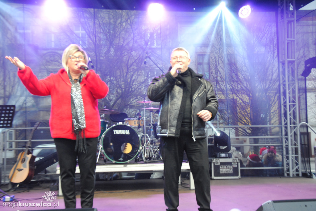 ŚWIĘTA 2025: Jarmark Świątecznych Rozmaitości w Kruszwicy [ZDJĘCIA]