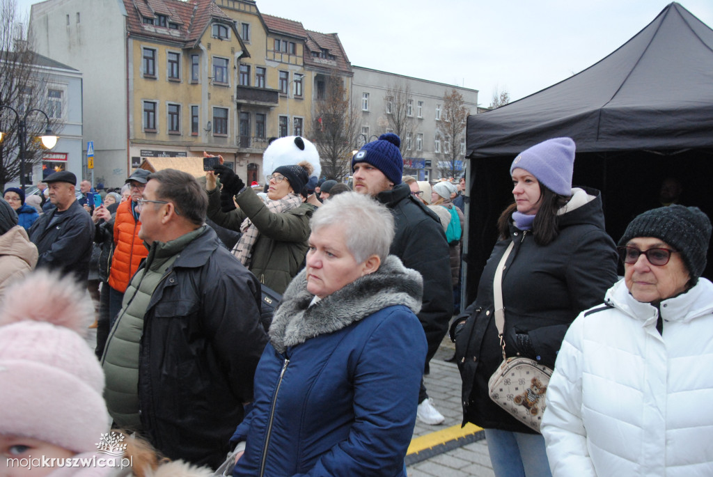 ŚWIĘTA 2025: Jarmark Świątecznych Rozmaitości w Kruszwicy [ZDJĘCIA]