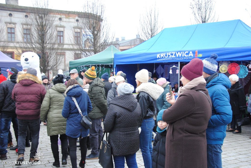 ŚWIĘTA 2025: Jarmark Świątecznych Rozmaitości w Kruszwicy [ZDJĘCIA]