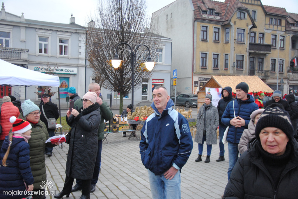 ŚWIĘTA 2025: Jarmark Świątecznych Rozmaitości w Kruszwicy [ZDJĘCIA]