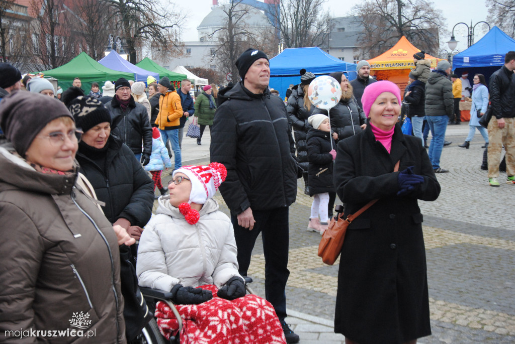 ŚWIĘTA 2025: Jarmark Świątecznych Rozmaitości w Kruszwicy [ZDJĘCIA]