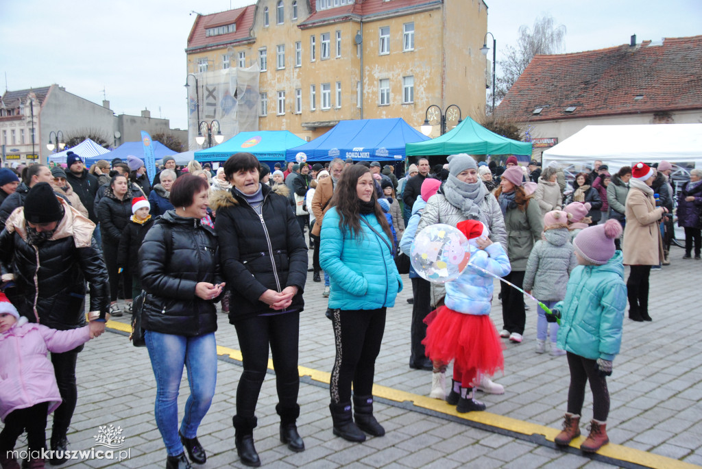 ŚWIĘTA 2025: Jarmark Świątecznych Rozmaitości w Kruszwicy [ZDJĘCIA]