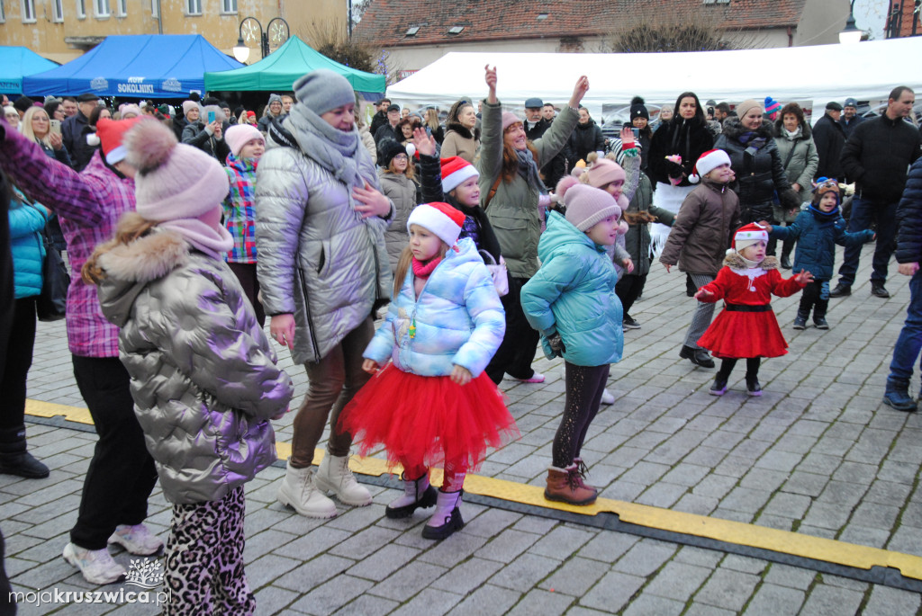ŚWIĘTA 2025: Jarmark Świątecznych Rozmaitości w Kruszwicy [ZDJĘCIA]