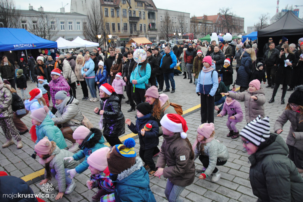 ŚWIĘTA 2025: Jarmark Świątecznych Rozmaitości w Kruszwicy [ZDJĘCIA]