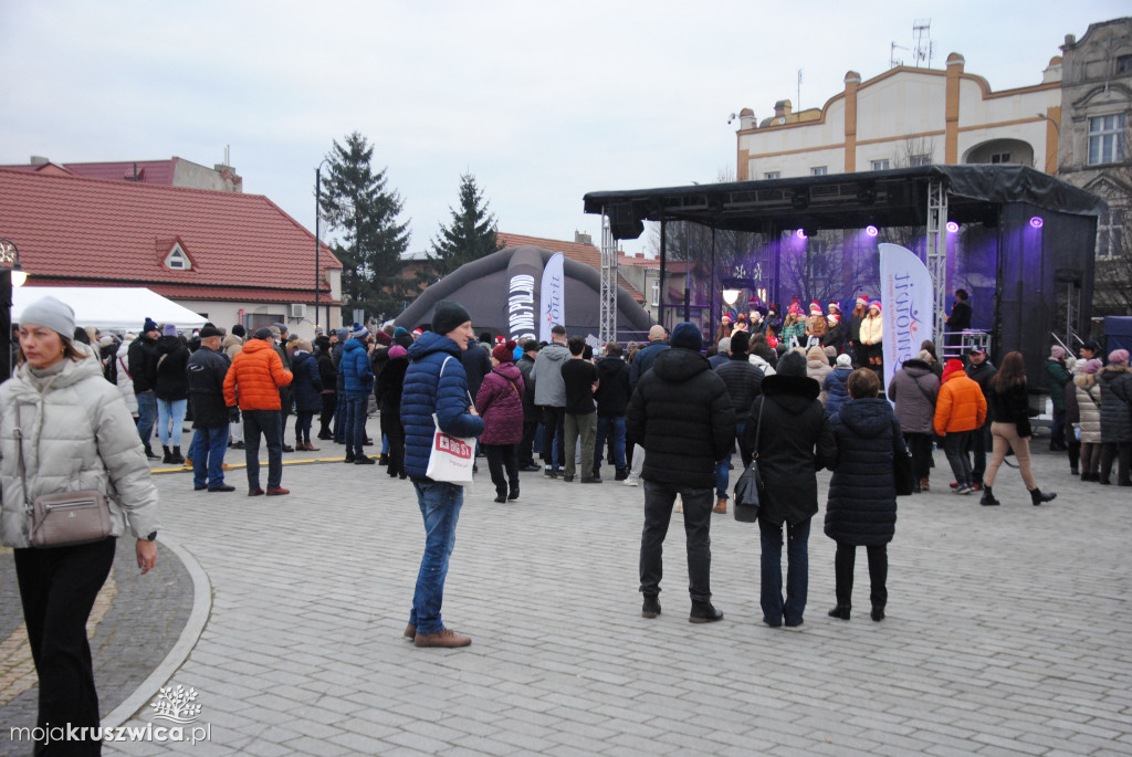 ŚWIĘTA 2025: Jarmark Świątecznych Rozmaitości w Kruszwicy [ZDJĘCIA]