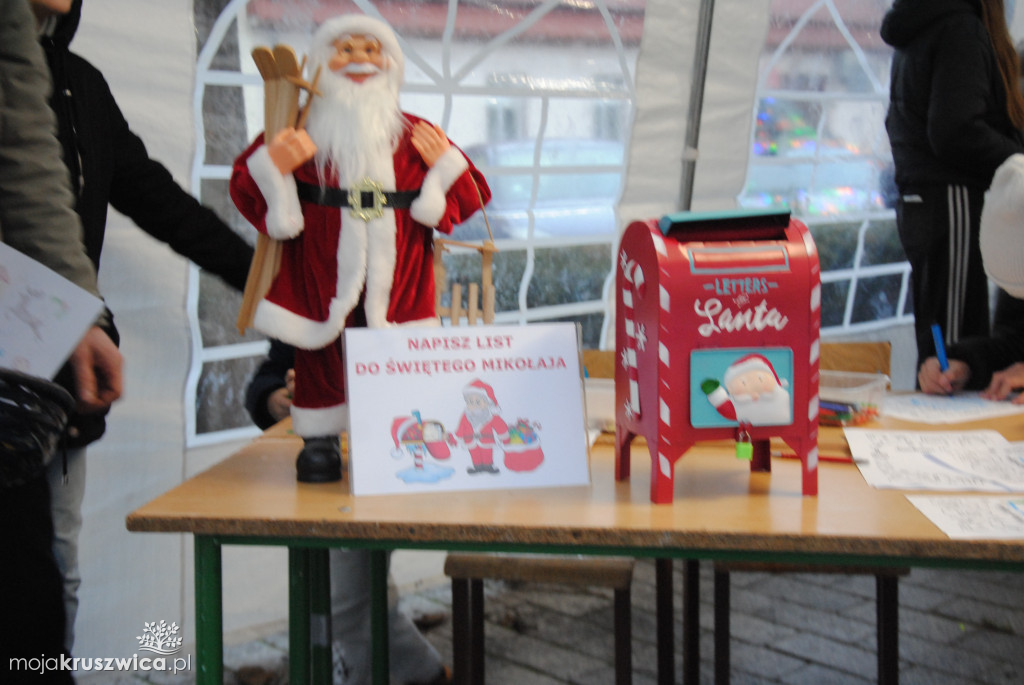 ŚWIĘTA 2025: Jarmark Świątecznych Rozmaitości w Kruszwicy [ZDJĘCIA]