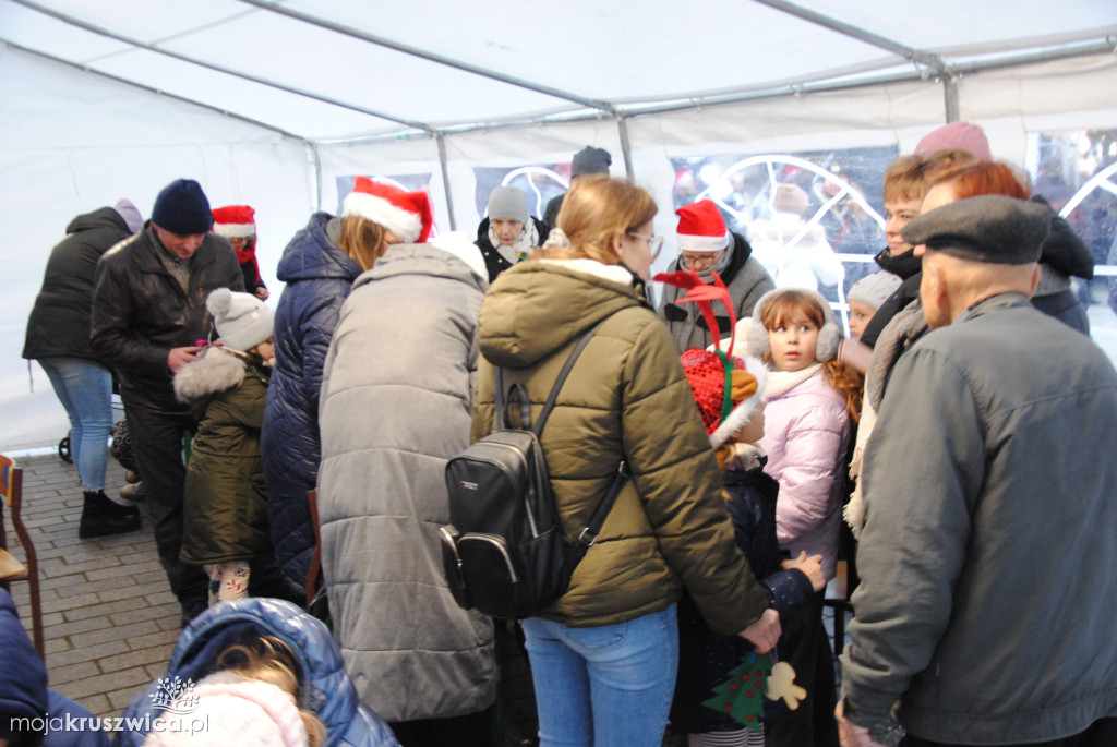 ŚWIĘTA 2025: Jarmark Świątecznych Rozmaitości w Kruszwicy [ZDJĘCIA]