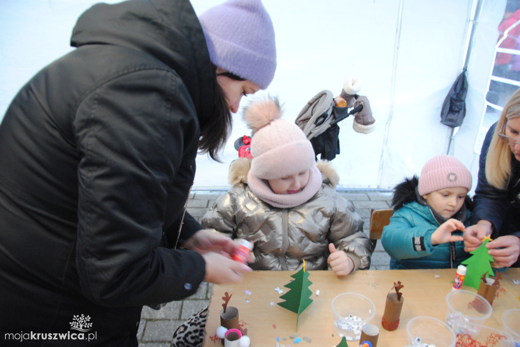 ŚWIĘTA 2025: Jarmark Świątecznych Rozmaitości w Kruszwicy [ZDJĘCIA]