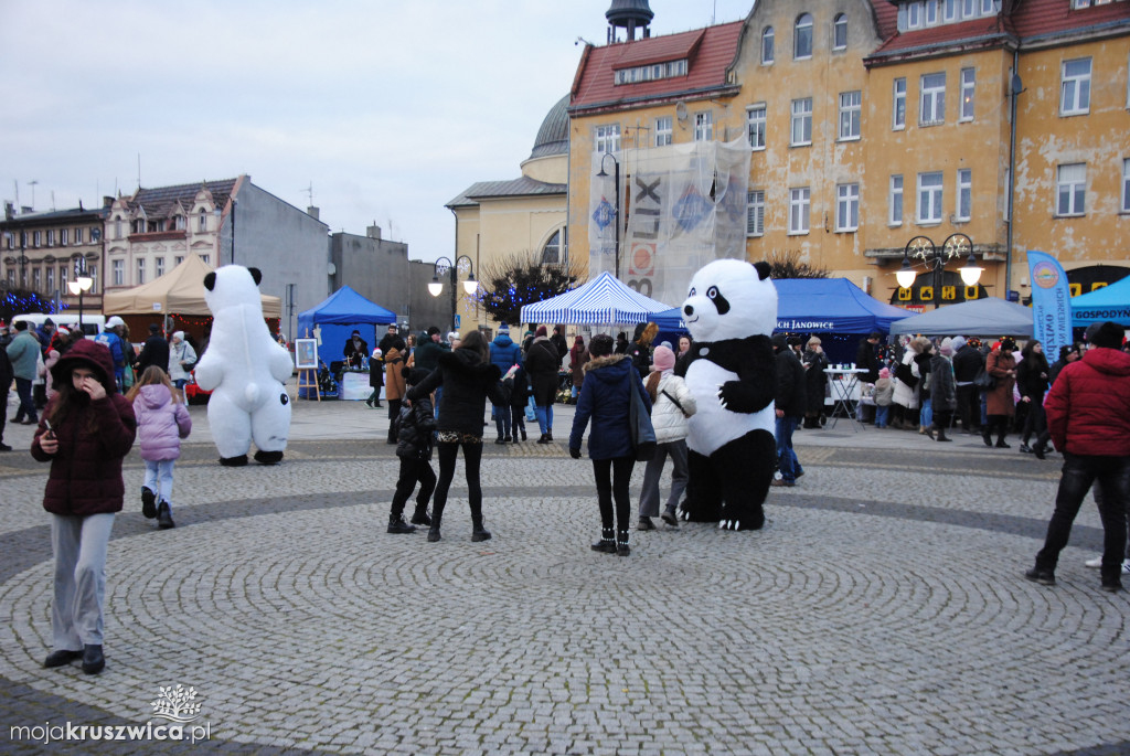 ŚWIĘTA 2025: Jarmark Świątecznych Rozmaitości w Kruszwicy [ZDJĘCIA]