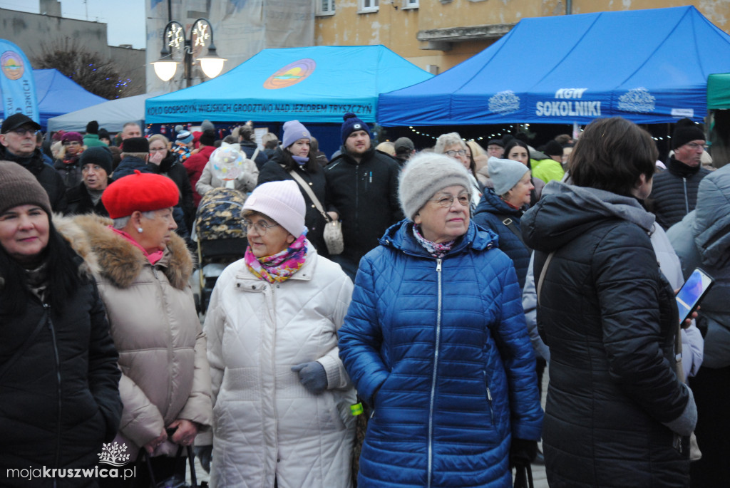 ŚWIĘTA 2025: Jarmark Świątecznych Rozmaitości w Kruszwicy [ZDJĘCIA]