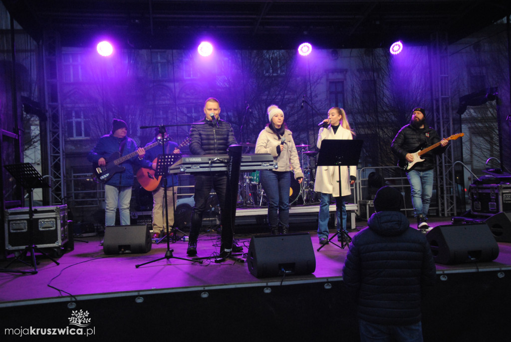 ŚWIĘTA 2025: Jarmark Świątecznych Rozmaitości w Kruszwicy [ZDJĘCIA]