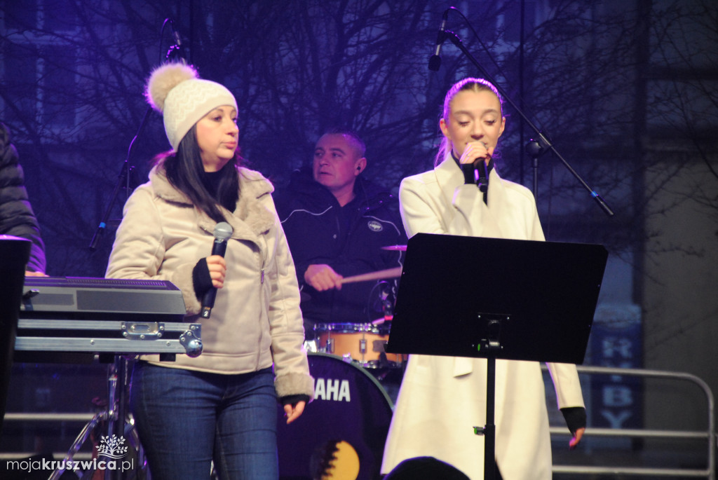 ŚWIĘTA 2025: Jarmark Świątecznych Rozmaitości w Kruszwicy [ZDJĘCIA]