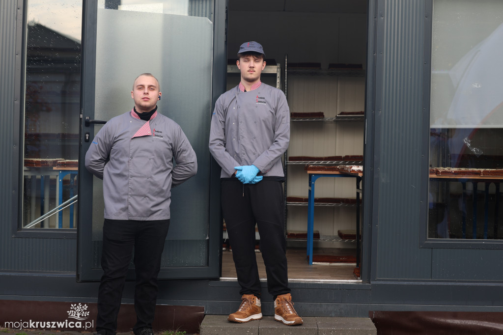 Inowrocławski AS bije rekord Polski na największą mozaikę z piernika