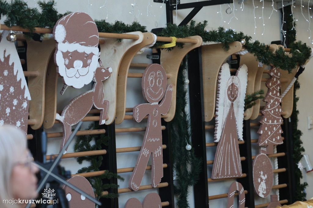 Inowrocławski AS bije rekord Polski na największą mozaikę z piernika