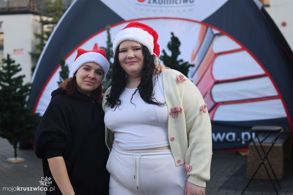 Inowrocławski AS bije rekord Polski na największą mozaikę z piernika