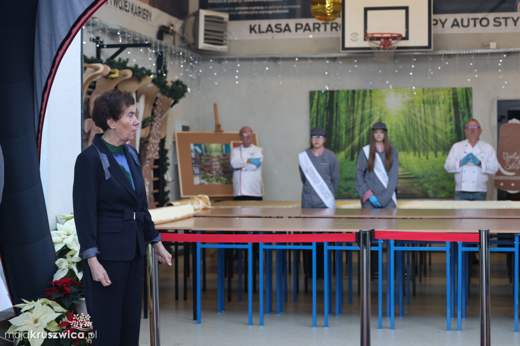 Inowrocławski AS bije rekord Polski na największą mozaikę z piernika