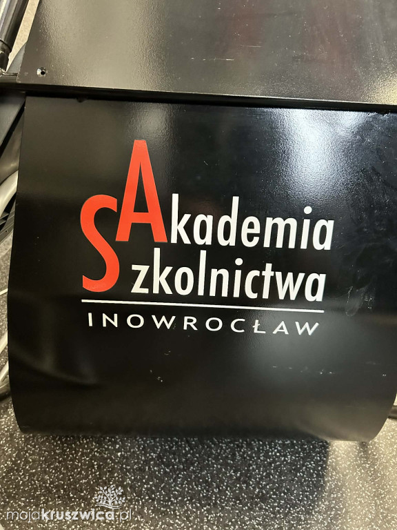 Cyfrowe mosty w AS Inowrocław. Jak skutecznie uczyć seniorów nowych technologii?