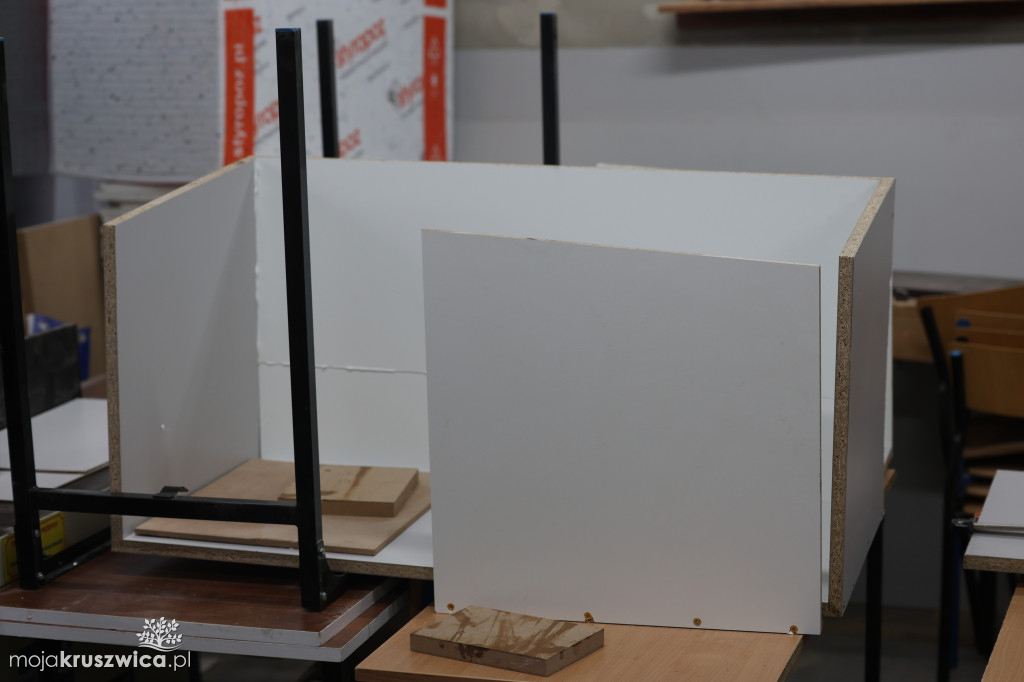 Cyfrowe mosty w AS Inowrocław. Jak skutecznie uczyć seniorów nowych technologii?