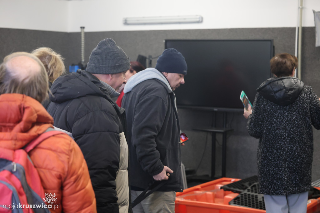 Cyfrowe mosty w AS Inowrocław. Jak skutecznie uczyć seniorów nowych technologii?