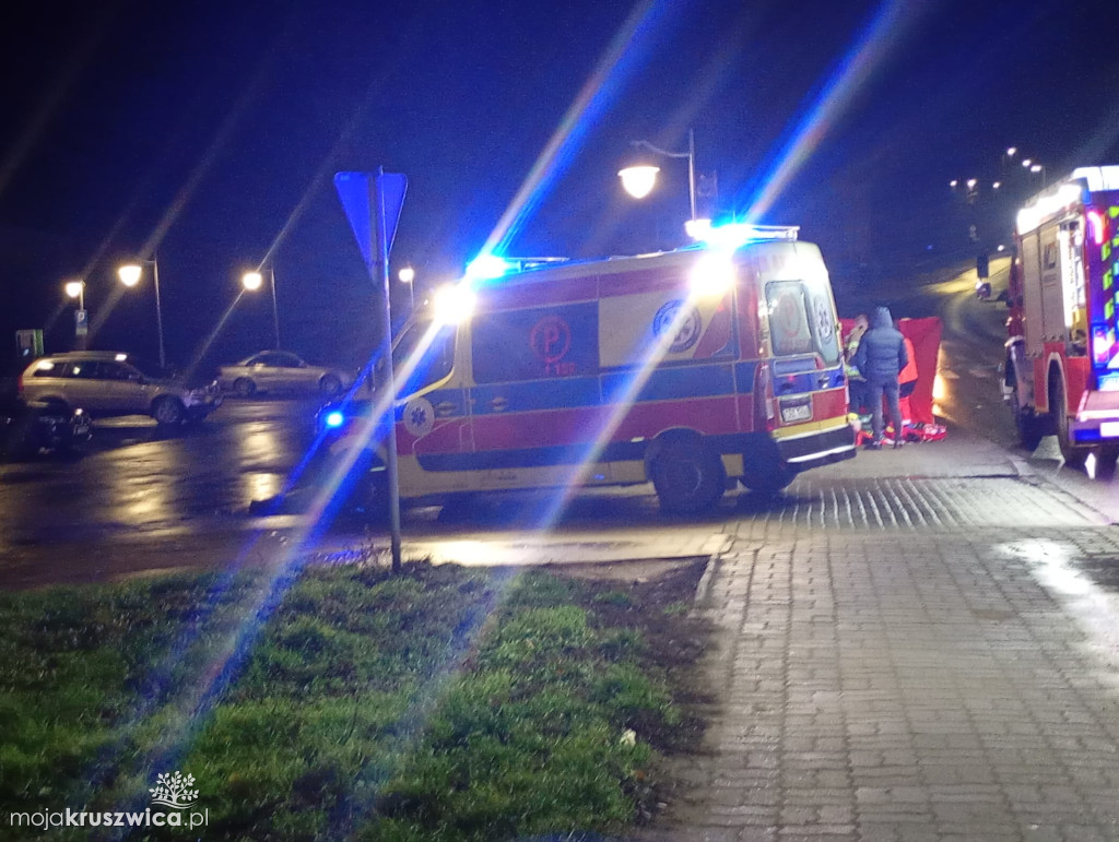 Służby na Zamkowej. Nocna interwencja w centrum Kruszwicy