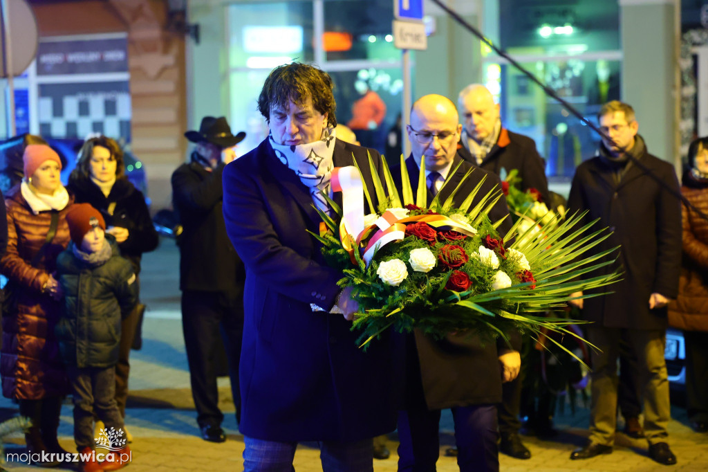 Powiatowe uroczystości upamiętniły ofiary Stanu Wojennego [FOTO]