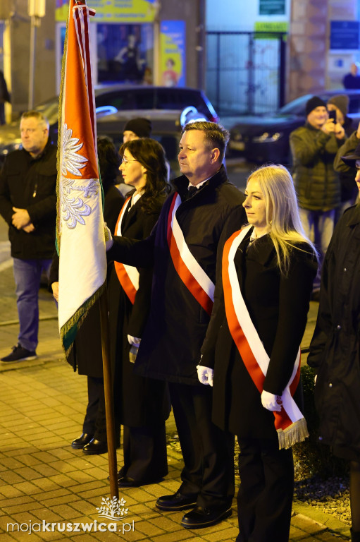 Powiatowe uroczystości upamiętniły ofiary Stanu Wojennego [FOTO]