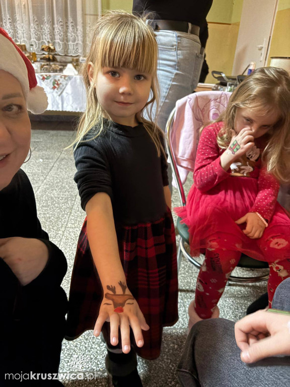 Mikołajkowo-świąteczne spotkanie dla dzieci z Racic i Lachmirowic