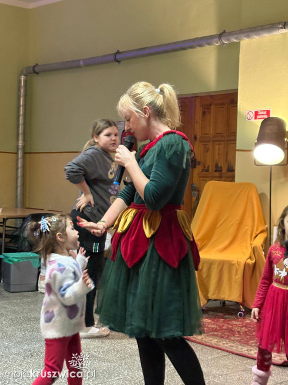 Mikołajkowo-świąteczne spotkanie dla dzieci z Racic i Lachmirowic