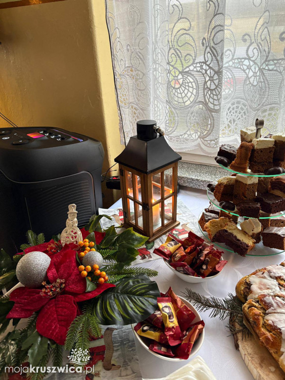 Mikołajkowo-świąteczne spotkanie dla dzieci z Racic i Lachmirowic