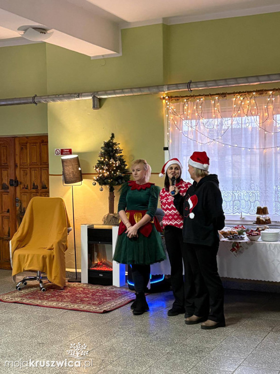 Mikołajkowo-świąteczne spotkanie dla dzieci z Racic i Lachmirowic