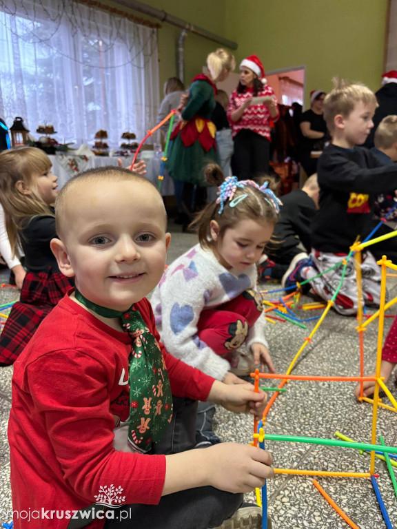 Mikołajkowo-świąteczne spotkanie dla dzieci z Racic i Lachmirowic