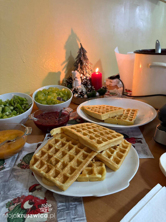 Mikołajkowo-świąteczne spotkanie dla dzieci z Racic i Lachmirowic