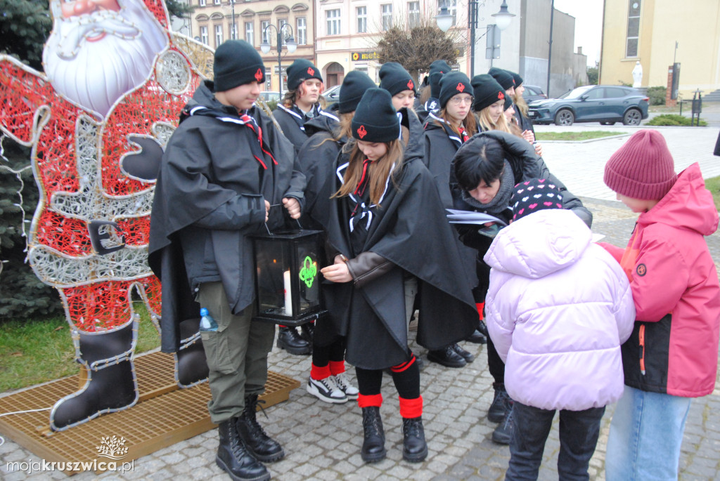 Betlejemskie Światełko Pokoju w Kruszwicy [ZDJĘCIA]