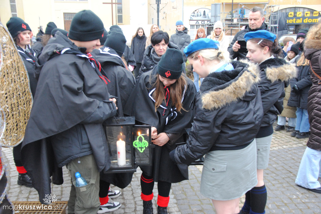 Betlejemskie Światełko Pokoju w Kruszwicy [ZDJĘCIA]