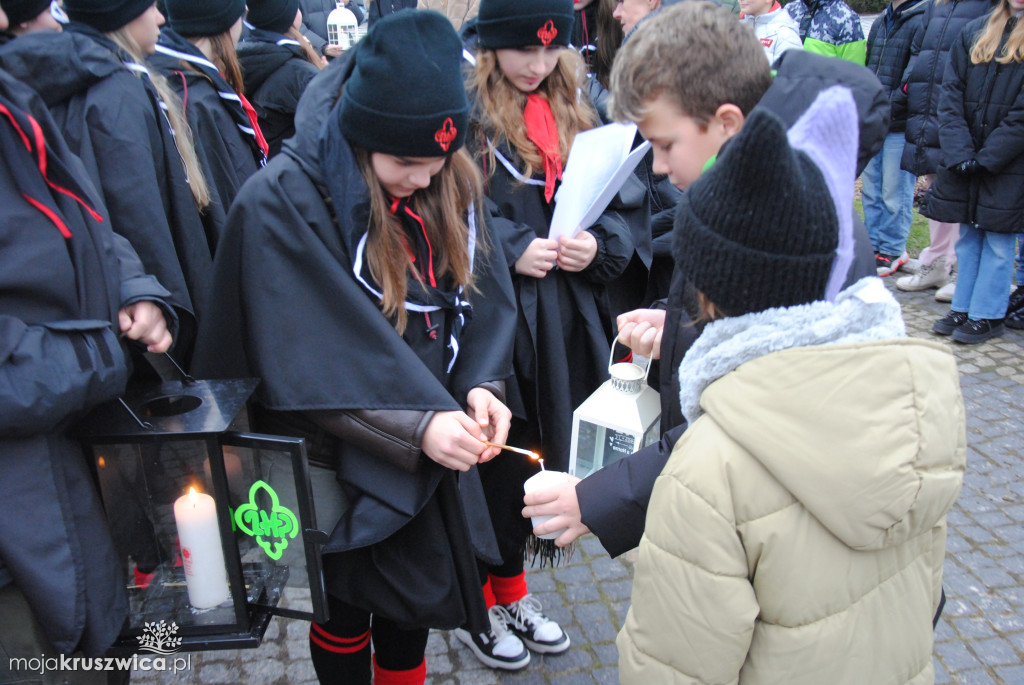 Betlejemskie Światełko Pokoju w Kruszwicy [ZDJĘCIA]