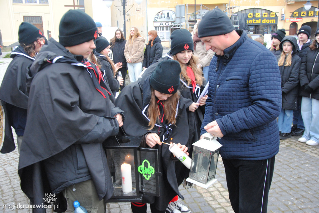 Betlejemskie Światełko Pokoju w Kruszwicy [ZDJĘCIA]