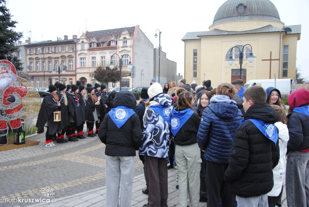 Betlejemskie Światełko Pokoju w Kruszwicy [ZDJĘCIA]