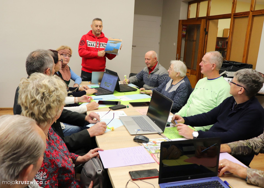 Spotkanie w MGBP w Kruszwicy w ramach projektu EcoDigital Seniors