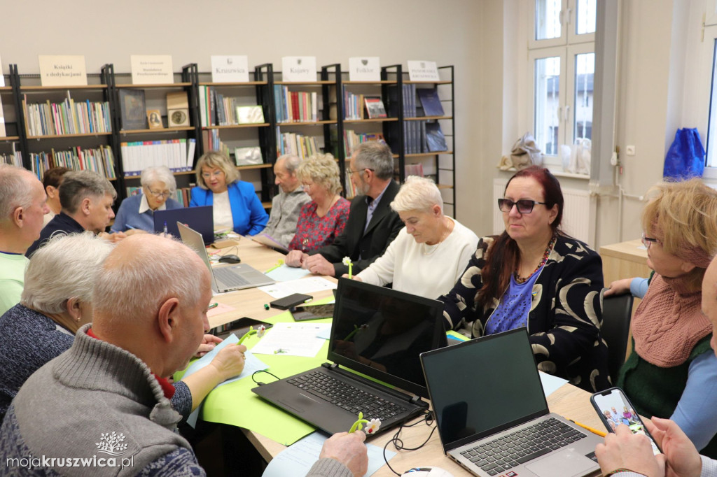 Spotkanie w MGBP w Kruszwicy w ramach projektu EcoDigital Seniors