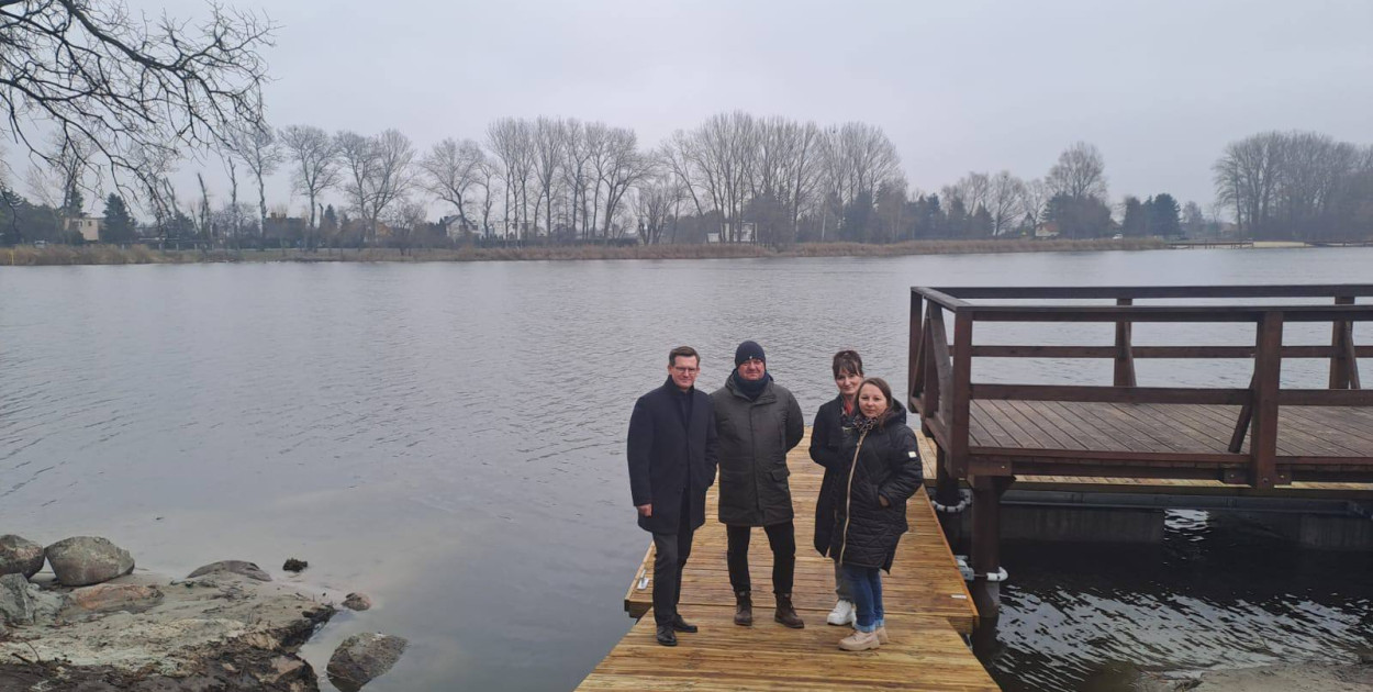 Nowy pomost pływający na Półwyspie Rzępowskim