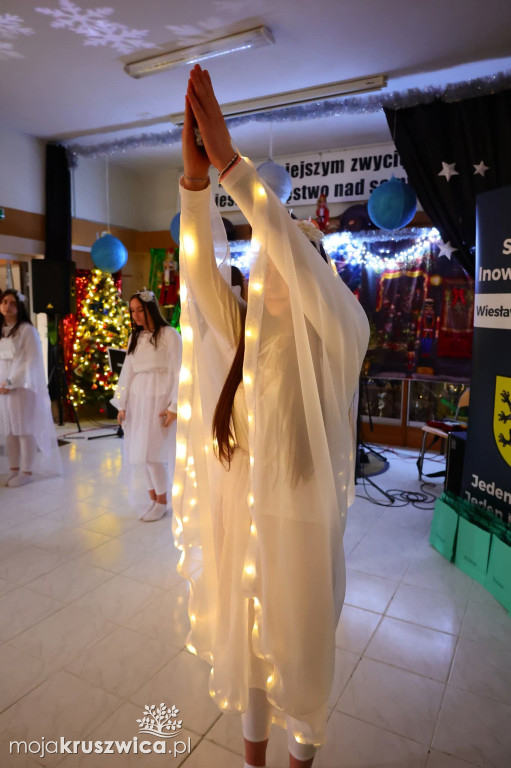 Świąteczne spotkanie wigilijne w Młodzieżowym Ośrodku Wychowawczym w Kruszwicy