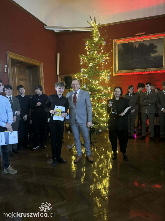 Uczniowie ZSW-P w Kobylnikach z pierwszym miejscem w ogólnopolskim konkursie