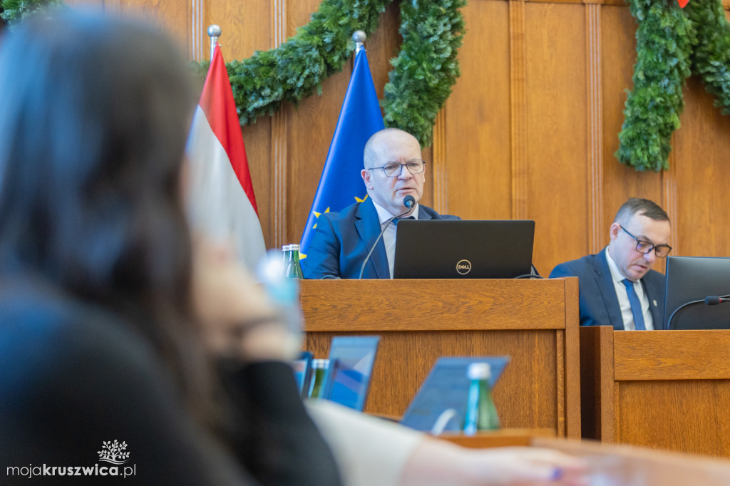 Sesja budżetowa sejmiku województwa za nami [FOTO]