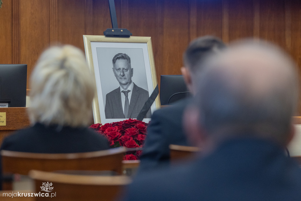 Sejmik i zarząd województwa pożegnali prof. Jacka Woźnego